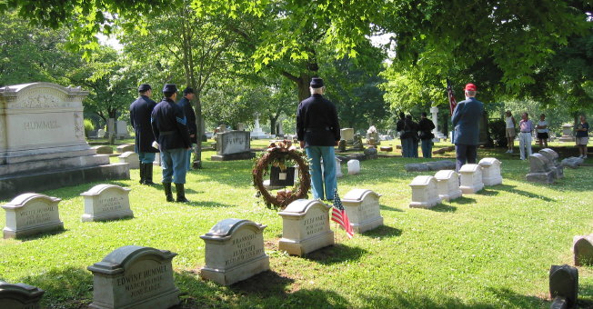 mem_day_2002_wreath2.jpg